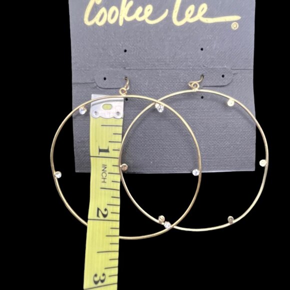 Vintage Cookie Lee Earrings Gold Tone Hoop Embedded Clear Crystals NEW - Picture 3 of 5
